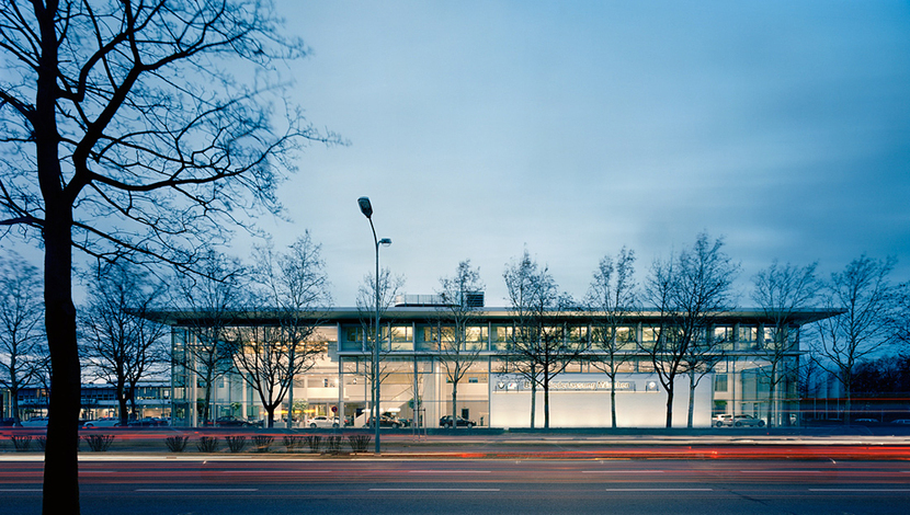 Bmw muenchen frankfurter ring