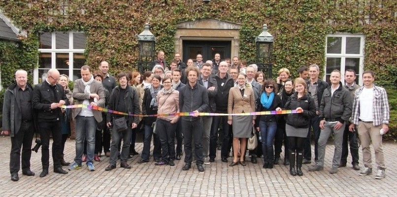 Gruppenfoto vor dem Luisiana Museum