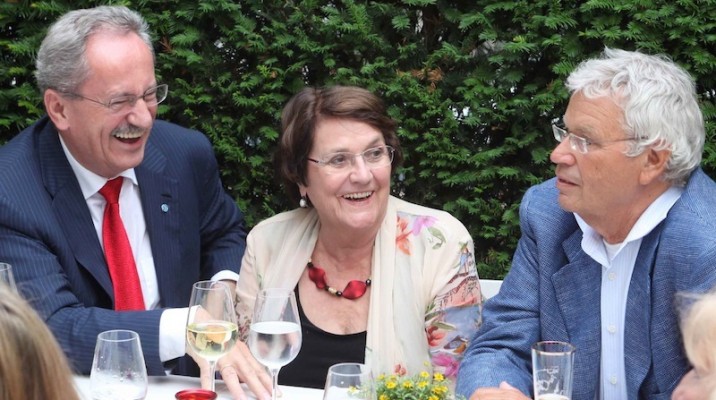 OB Ude, seine Frau und der mit der Medaille 'München leuchtet' ausgezeichnete Gerard Polt