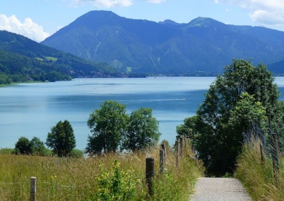 Der Tegernsee als Fahrkulisse