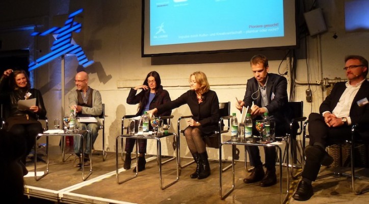 v.l.n.r.: Barbara Knopf, Micha Purucker, Elisabeth Merk, Gerti Theis, Klaus Overmeyer, Jürgen Enninger.