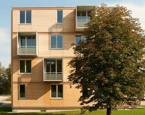 2. Preis | Schankula Architekten, Zimmererbetrieb Huber & Sohn, viergeschossiges Holzhaus in Bad Aibling