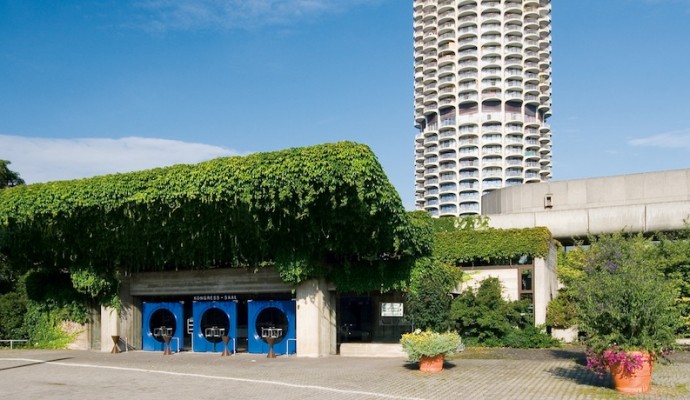 Die Kongresshalle Augsburg vor...