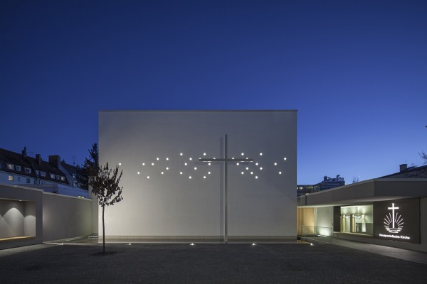 1. Preis: Haack + Höpfner . Architekten BDA, Neuapostolische Kirche in München-Laim | © Michael Heinrich