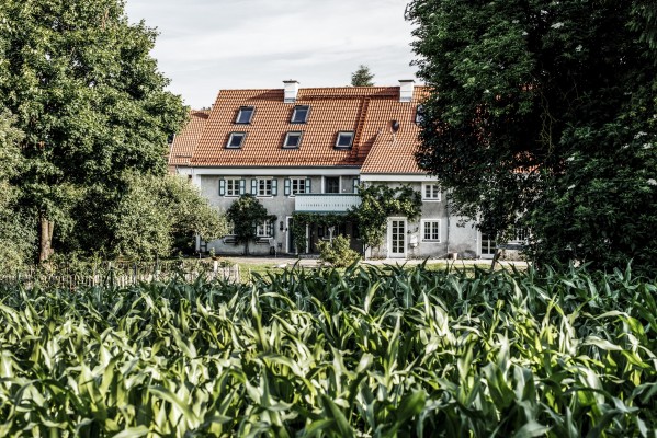 MOORENWEISS - Großzügiges Familienleben in einem alten Bauernhaus