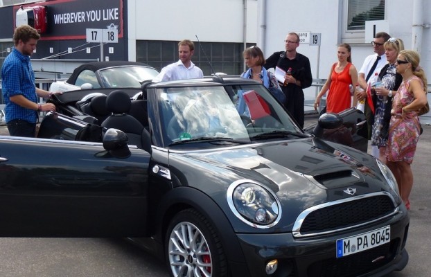 2012 Villenexkursion mit MINIs