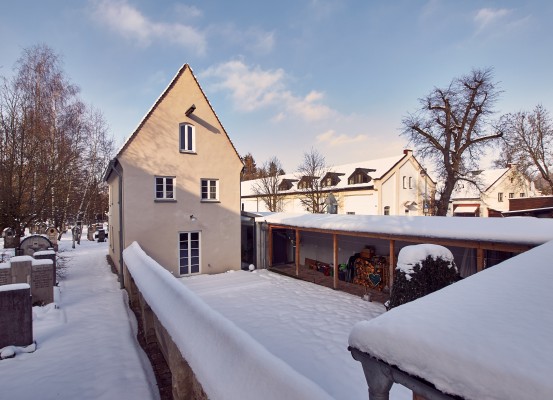 Blick auf Wohnhaus und Atrium- Innenhof