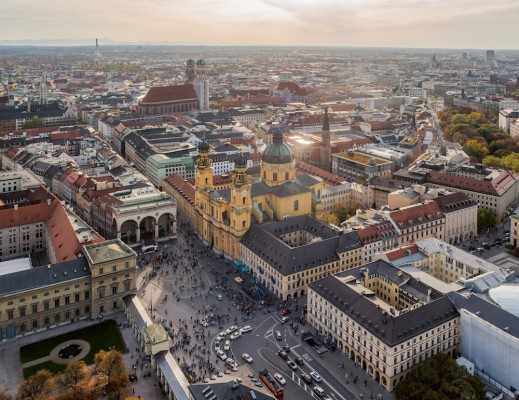 Odeonsplatz, © Rainer Viertlböck|courtesy Schirmer/Mosel