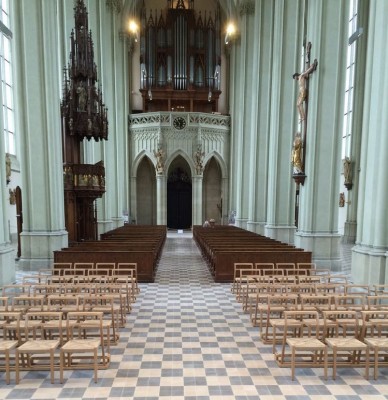 Heilig Kreuz Kirche - © horgenglarus