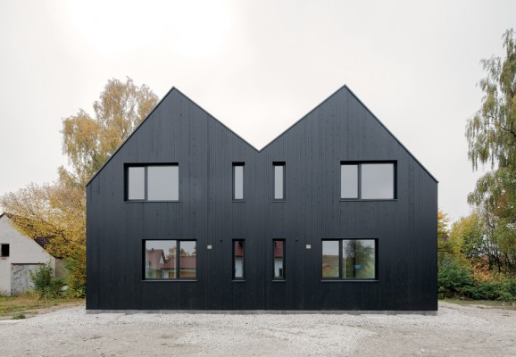 Doppelhaus, Moorenweis, Studio Rauch Architektur; Foto: Florian Holzherr
