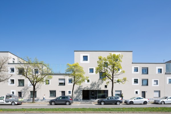 Preis für Baukultur 2016 in der Kategorie „Familiengerechtes Wohnen in Mehrfamilienhäusern“: Wohnbebauung Bad-Schachener-Straße München © Stefan Müller-Naumann Architekturfotografie / GWG München