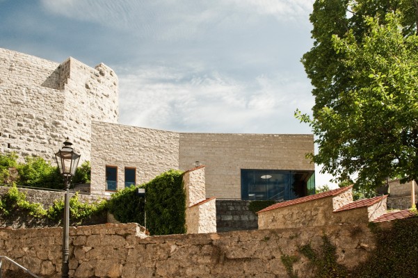 Burgsaal Parsberg; Architektengemeinschaft Gebauer.Wegerer.Wittmann, Regensburg; Foto: Anton Mirwald