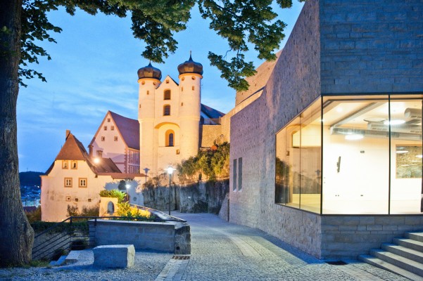 Burgsaal Parsberg; Architektengemeinschaft Gebauer.Wegerer.Wittmann, Regensburg; Foto: Anton Mirwald