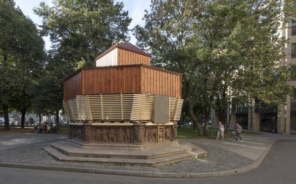 „Fountain of Fortune", Projekt der „Shabby shabby apartments" München; © Philipp Dettmer, Julian von der Schulenburg