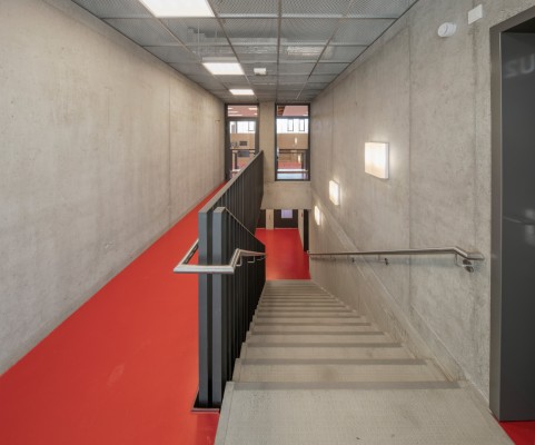 Dreifachsporthalle