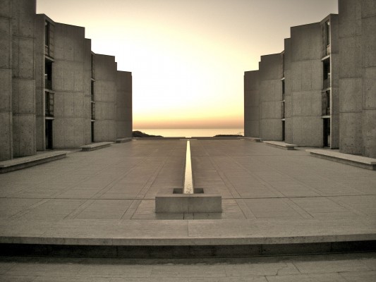 Salk Institute for Biological Studies. La Jolla, San Diego, California, USA. Architect: Louis Kahn