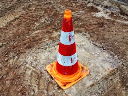 708trafficcone31101651920