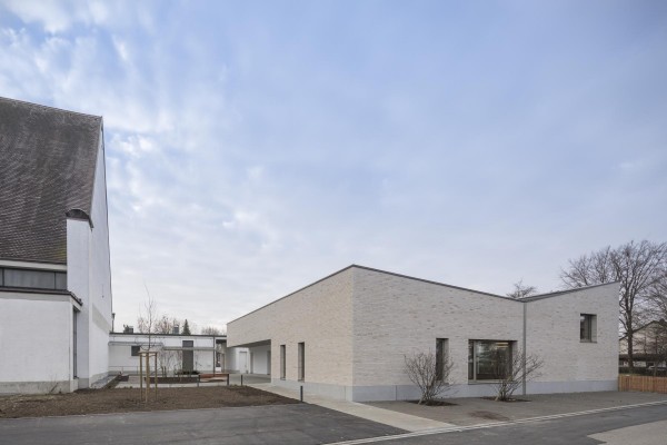 Haus Regina Pacis, Bellenberg. Beate Kreutzer, Augsburg. Foto: Michael Heinrich