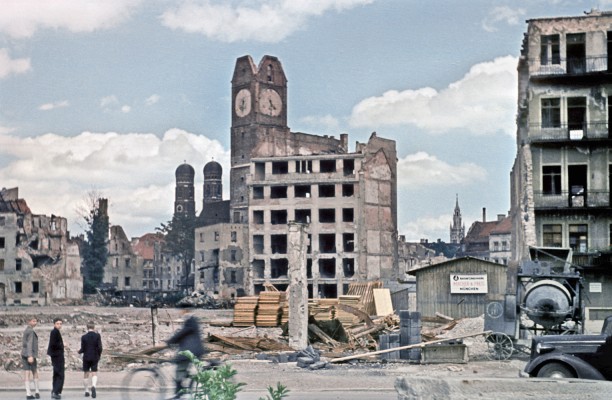 MÜNCHEN FARBIG 1948-1965