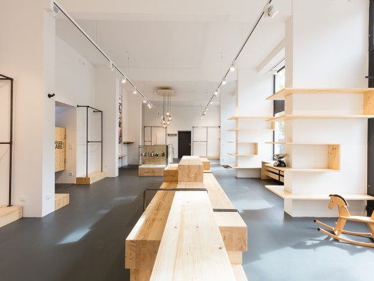 BILD:       		Store-Design WEISSER RABE            