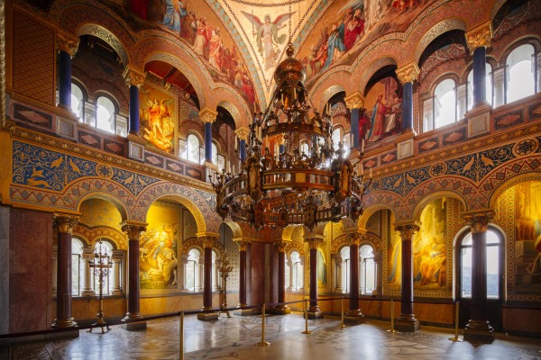 Der Thronsaal im Schloss Neuschwanstein (1881-1886) von Julius Hofmann. © Ulrike Myrzik / Architekturmuseum der TU Muenchen