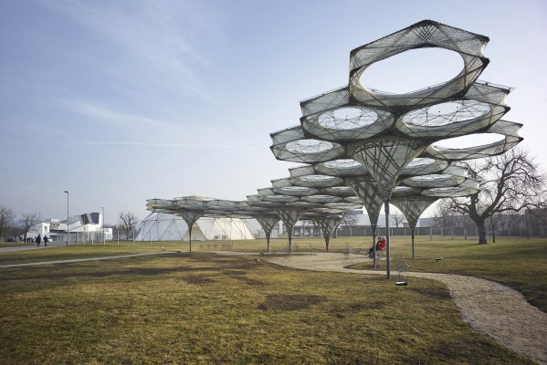 Elytra Filament Pavilion Vitra Design Museum Weil am Rhein 2017© Julien Lanoo