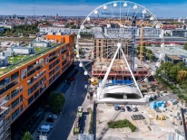 BILD:   		Riesenrad Hi-Sky im Werksviertel-Mitte        