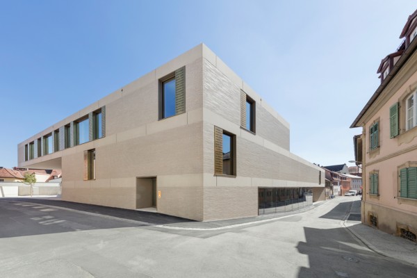 Preisträger Bauen für die Gemeinschaft: Erweiterung der Maria-Ward-Schule, Bamberg. Foto: Gerhard Hagen