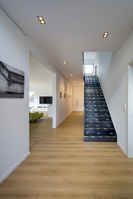 Passivhaus mit Faltwerktreppe