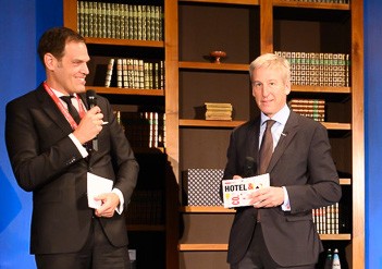 Harro Grimmer, Sprecher der Jury mit dem Vorsitzenden des Hotelforums Andreas Martin, © Walter Glück