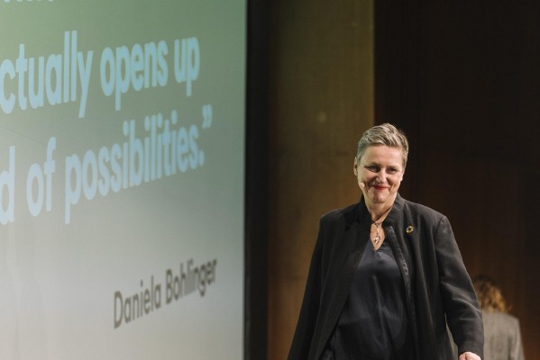 Daniela Bohlinger, Leiterin Abteilung Nachhaltiges Design bei BMW: „Luxus und Nachhaltigkeit stellen keinen Widerspruch dar.” Foto © Hannes Rohrer für AD Germany