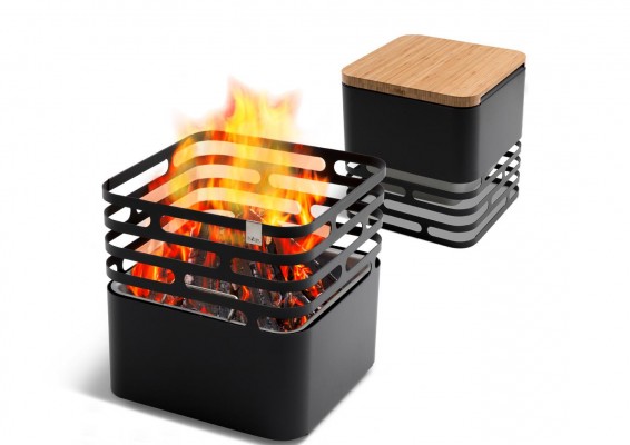 Multifunktionale Lagerfeuerstätte CUBE. Ein Sitzhocker aus pulverbeschichtetem Edelstahl wird gedreht und verwandelt sich im Handumdrehen in eine Feuerschale für den gemütlichen Grillabend. © höfats