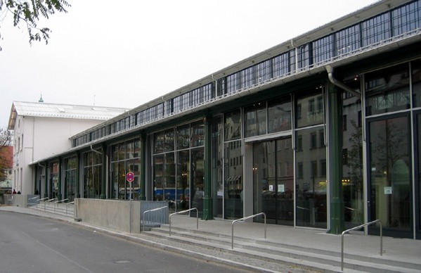 Wiederaufbau der Schrannenhalle