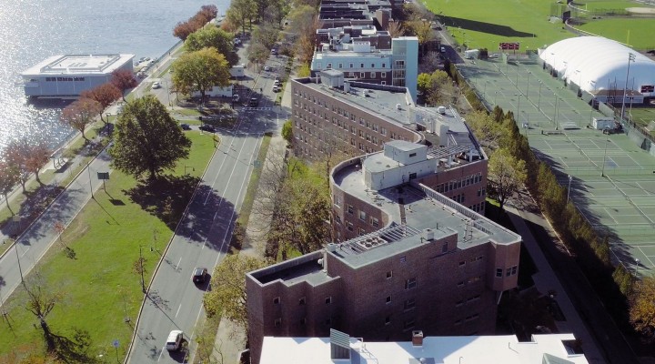 Mit Blick aufs Wasser: Baker-House für das MIT