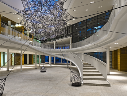 Tomás Saraceno Flying Garden, 2007 © Tomás Saraceno, Foto Rainer Viertlböck; Courtesy EPO art collection