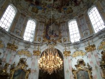 Barockes Benediktinerkloster im Oberbayerischen Ettal | Photo by Geneva Karr on Unsplash