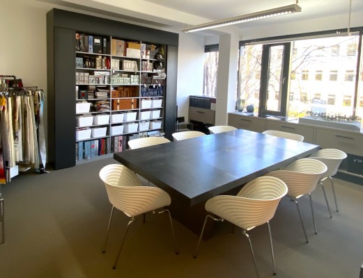 Komplett ausgestattes Büro zu vermieten