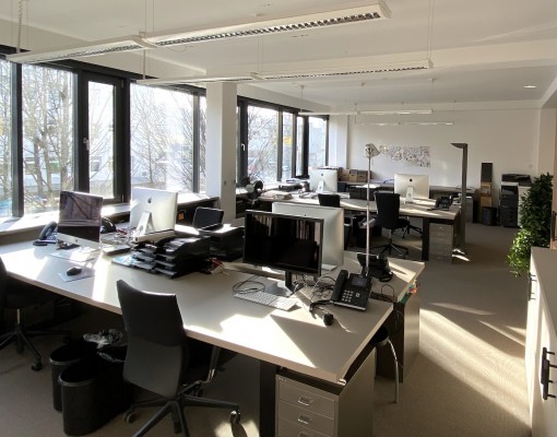 Komplett ausgestattes Büro zu vermieten