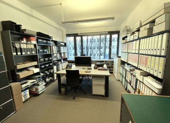 Komplett ausgestattes Büro zu vermieten
