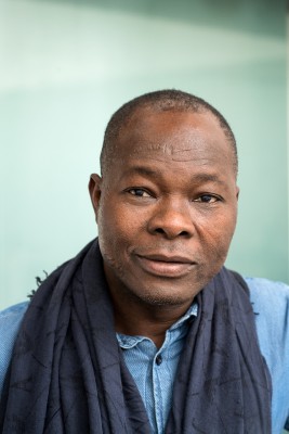 Prof. Francis Kere; Professur 'Architectural Design and Participation', Fakultaet fuer Architektur an der Technischen Universitaet Muenchen (TUM); fotografiert am Lehrstuhal am 18.02.2019; Foto: © Astrid Eckert / TU Muenchen