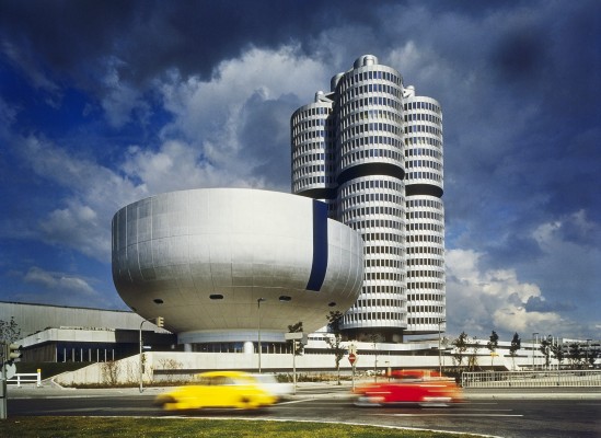 50 JAHRE BMW HOCHHAUS