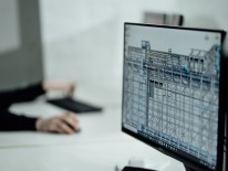 Foto von Evgeniy Surzhan auf Unsplash