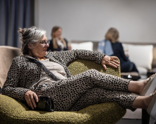Wetscher feiert Eröffnung seines Minotti Studios