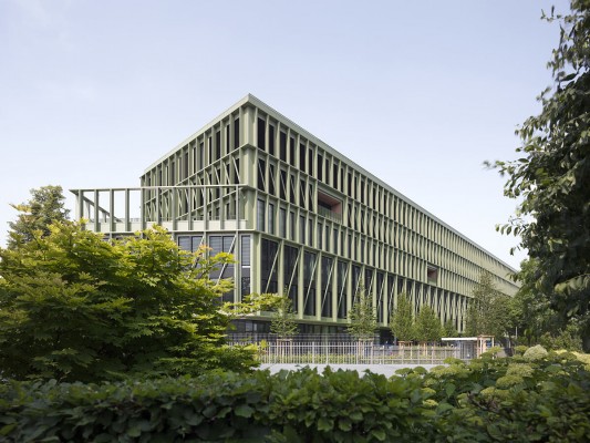 Außenansicht des i8 (Foto: © Yohan Zerdoun, R&S Immobilienmanagement GmbH)