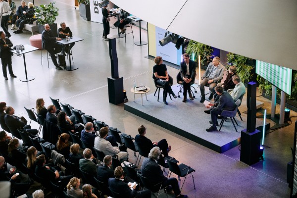 Panel Talk bei den ICONIC AWARDS