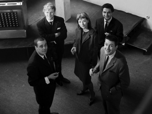 Günther Uecker, Heinz Mack, Hannah Weitemeier, Gotthard Graubner, Otto Piene in der Galerie Diogenes, Berlin 1963, Foto: Hildegard Zenker, Archiv der ZERO foundation, Düsseldorf
