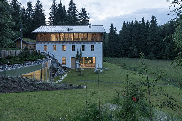 Wochenend- und Ferienhaus