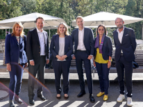 Beim Besuch des zukünftigen Flaucher Quartiers: v.l.n.r. Dr. Gabriele Jahn (SMW),  Dr. Florian Bieberbach (SWM), Verena Hubertz, Dominik Krause, Elisabeth Merk und Dr. Bernhard Boeck (SMW); Foto: Michael Nagy/Presseamt München