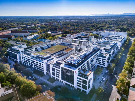 Luftbild der Neuen Balan von Westen aus (Foto: © Allgemeine Südboden)