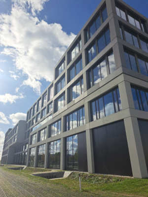 Gebäude LAB 52 von Auer Weber (Foto: A. Schmelter-Kaiser)